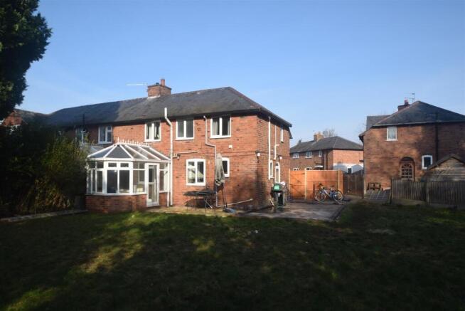 3 bedroom semi-detached house for sale