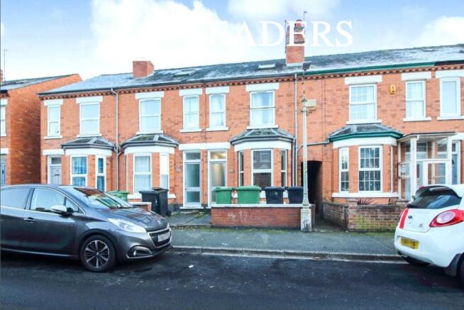 5 bedroom terraced house for sale