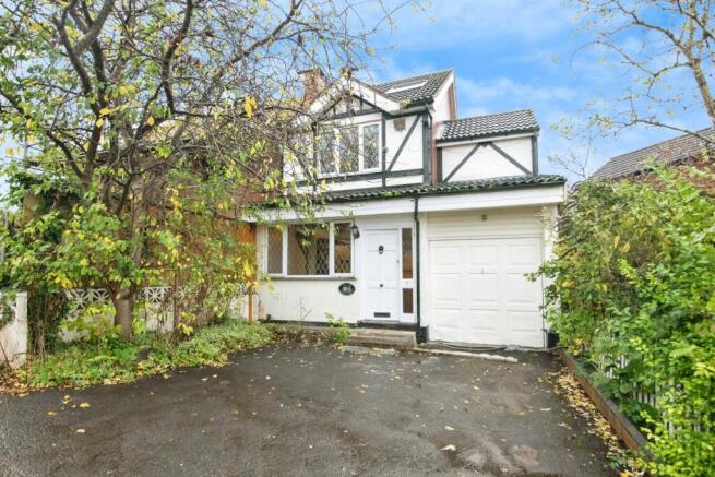 2 bedroom detached house for sale