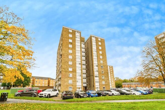 2 bedroom flat for sale