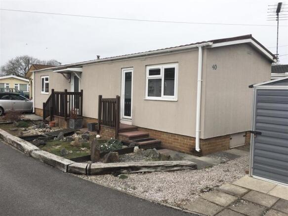 2 bedroom bungalow for sale