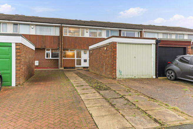 3 bedroom terraced house for sale