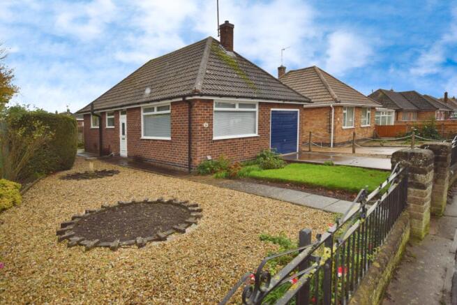 2 bedroom bungalow for sale