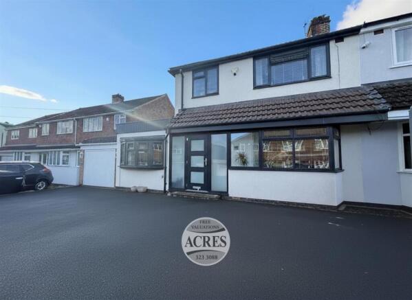 3 bedroom semi-detached house for sale