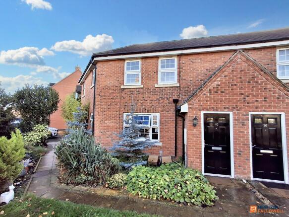 2 bedroom maisonette for sale