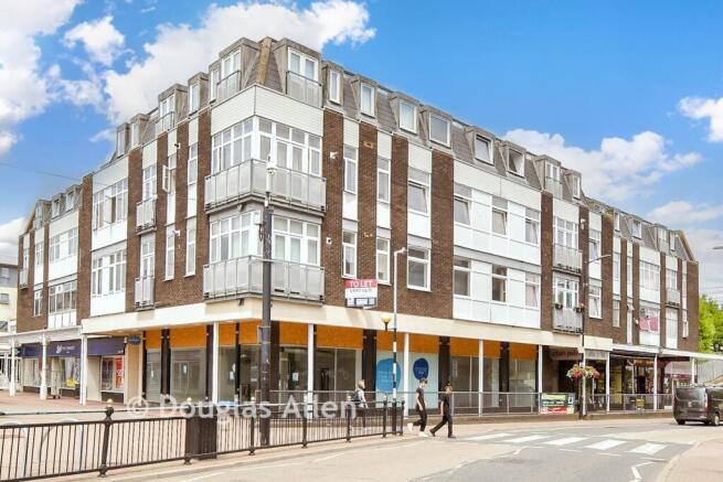 2 bedroom flat for sale