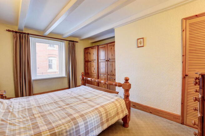 3 bedroom cottage for sale