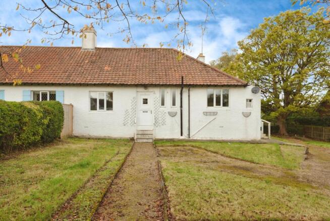 2 bedroom bungalow for sale