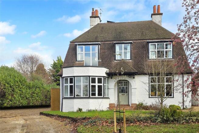 5 bedroom detached house for sale