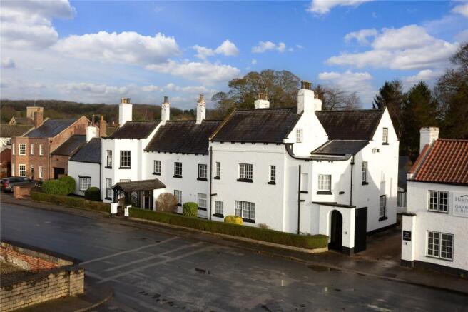 7 bedroom detached house for sale