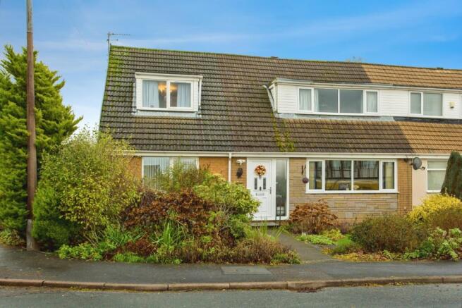 4 bedroom bungalow for sale