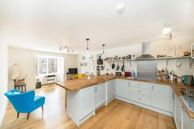 1 bedroom flat for sale