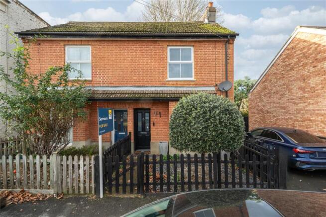 2 bedroom semi-detached house for sale