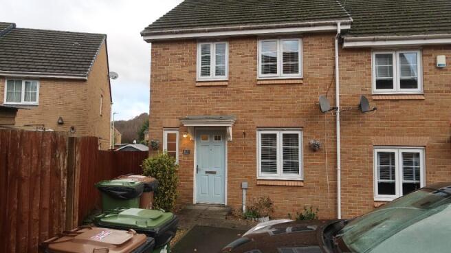 3 bedroom end of terrace house for sale