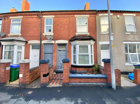 3 bedroom terraced house for sale
