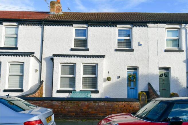 4 bedroom terraced house for sale