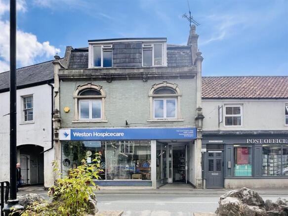 3 bedroom flat for sale
