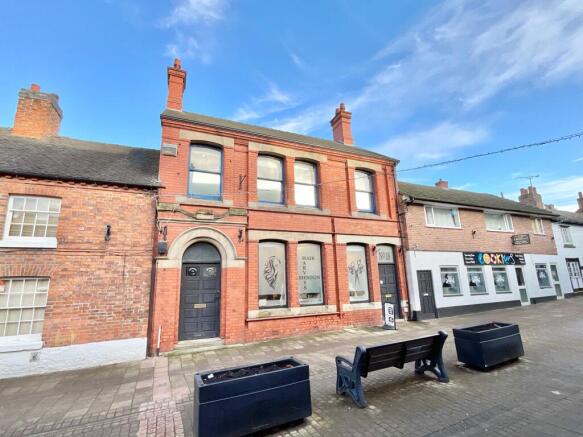 2 bedroom property for sale