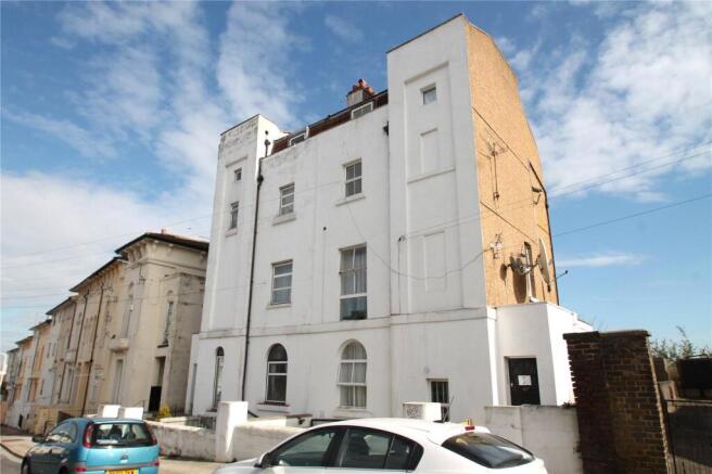 1 bedroom flat for sale