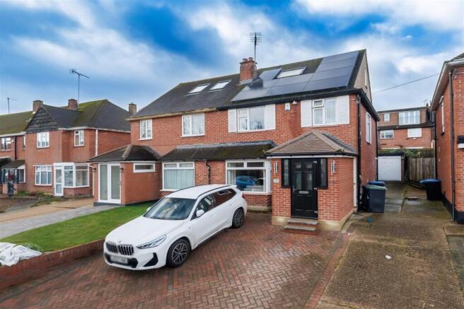 4 bedroom semi-detached house for sale