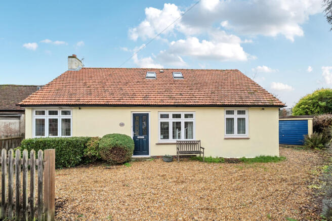 4 bedroom bungalow for sale