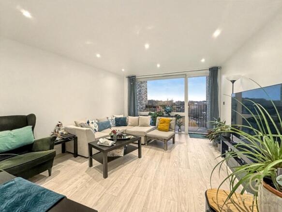 2 bedroom apartment for sale