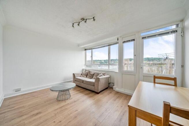 1 bedroom flat for sale