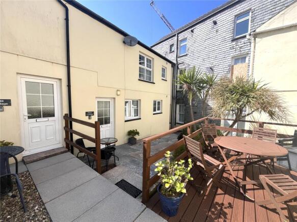 1 bedroom terraced house for sale