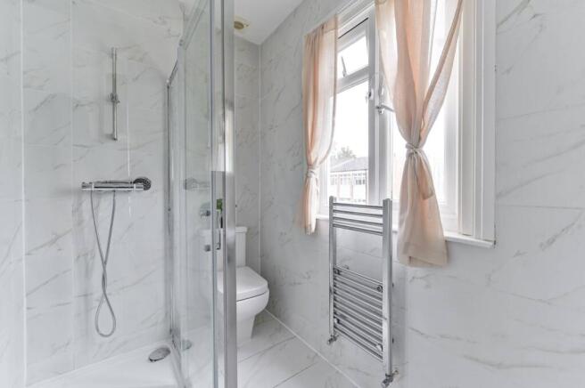 6 bedroom semi-detached house for sale