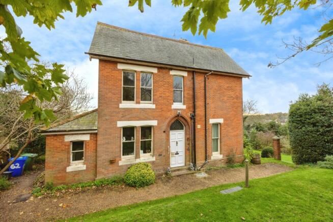 7 bedroom detached house for sale