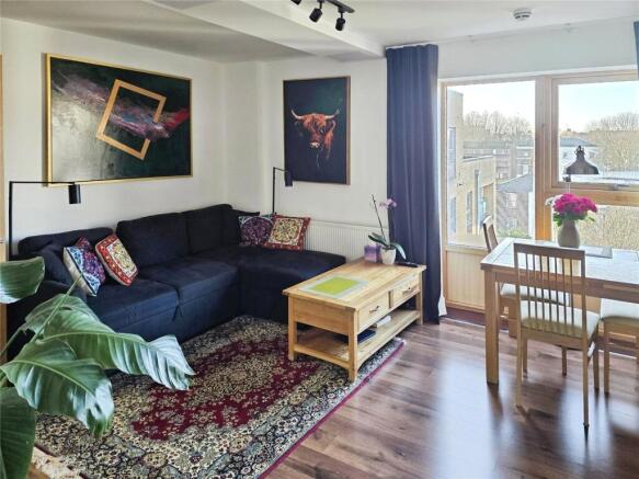 1 bedroom flat for sale