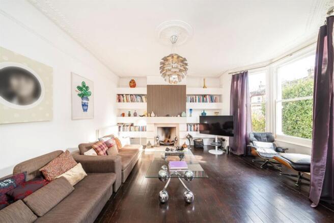 5 bedroom terraced house for sale