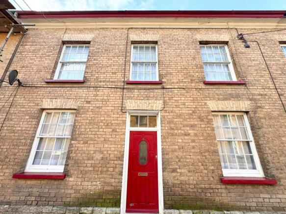 4 bedroom house for sale