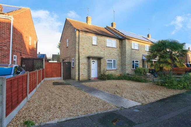 2 bedroom end of terrace house for sale