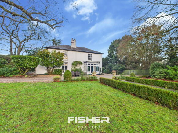 6 bedroom detached house for sale