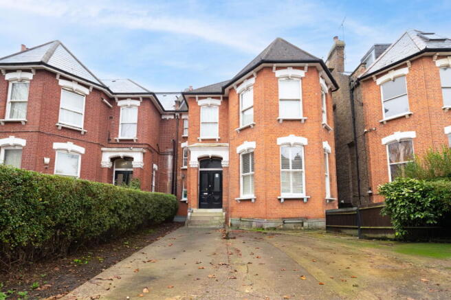 1 bedroom flat for sale