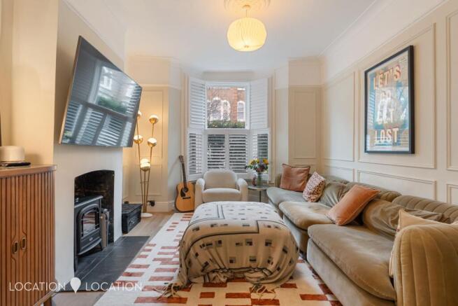 4 bedroom terraced house for sale