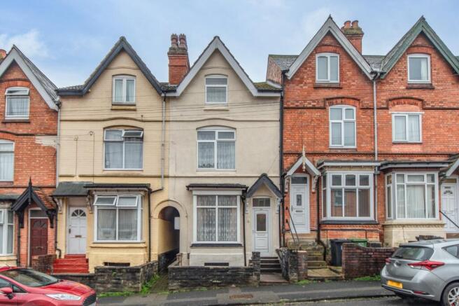 3 bedroom terraced house for sale