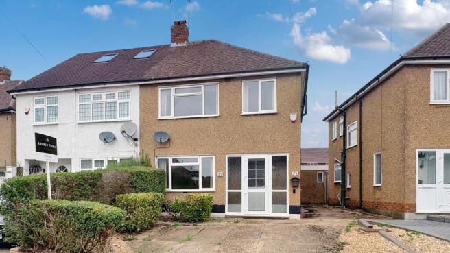 3 bedroom semi-detached house for sale