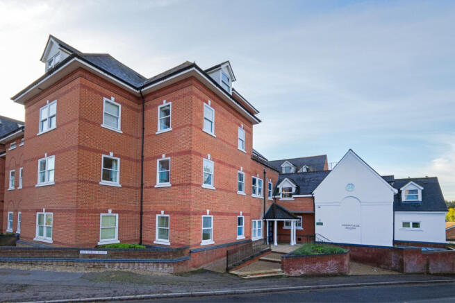 2 bedroom apartment for sale