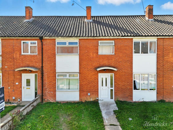 4 bedroom terraced house for sale