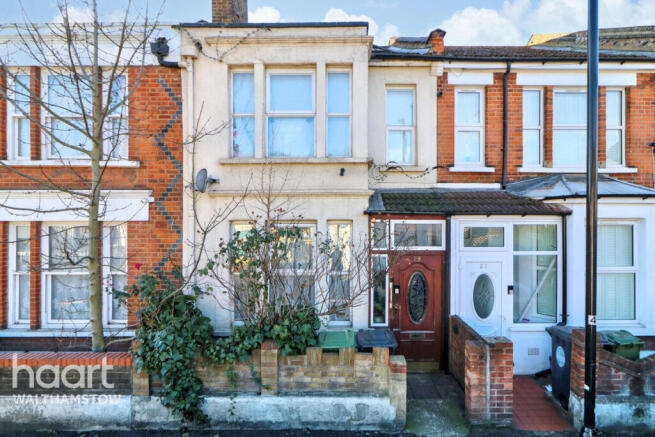 4 bedroom terraced house for sale