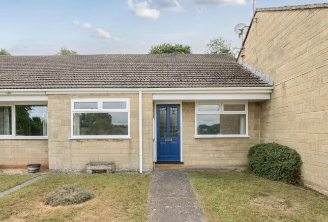 2 bedroom bungalow for sale