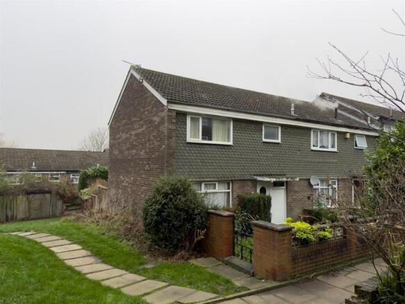 3 bedroom end of terrace house for sale