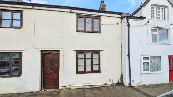 2 bedroom cottage for sale