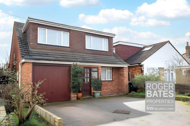 6 bedroom detached house for sale