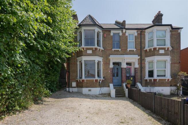 4 bedroom semi-detached house for sale