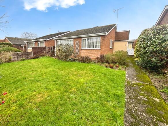 3 bedroom detached bungalow for sale