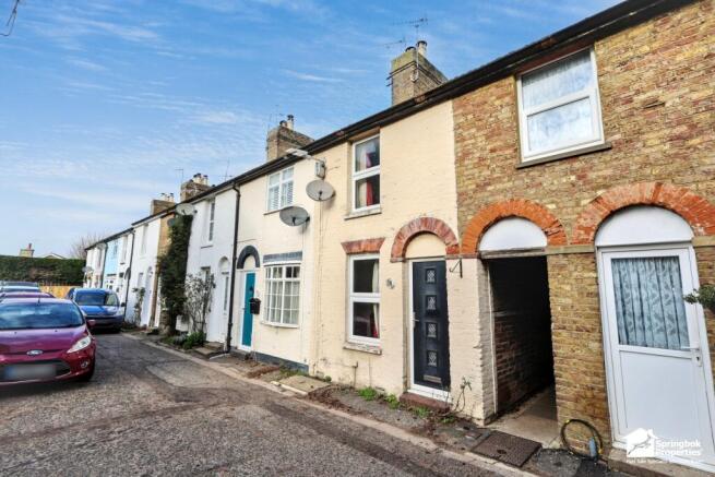 2 bedroom terraced house for sale