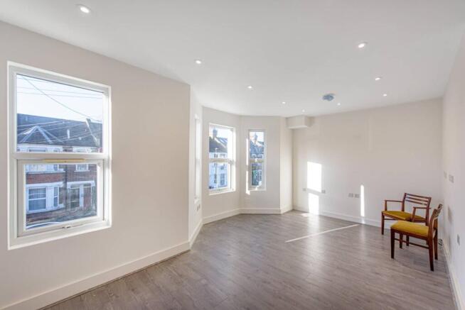 5 bedroom terraced house for sale